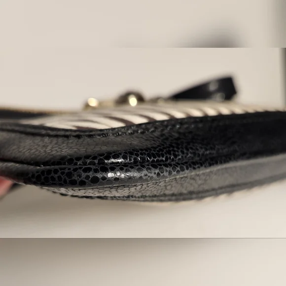 Henri bendel disturbed debutante shoulder bag - Picture 3 of 6